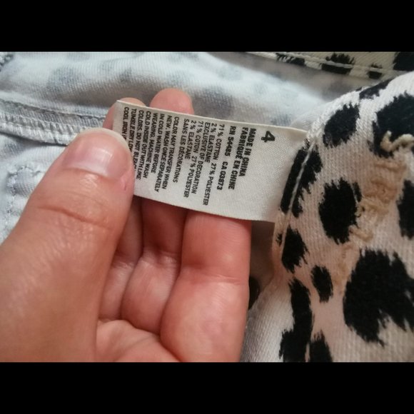 AMERICAN EAGLE Stretch Shorts Black & White Cheetah. - Picture 5 of 6